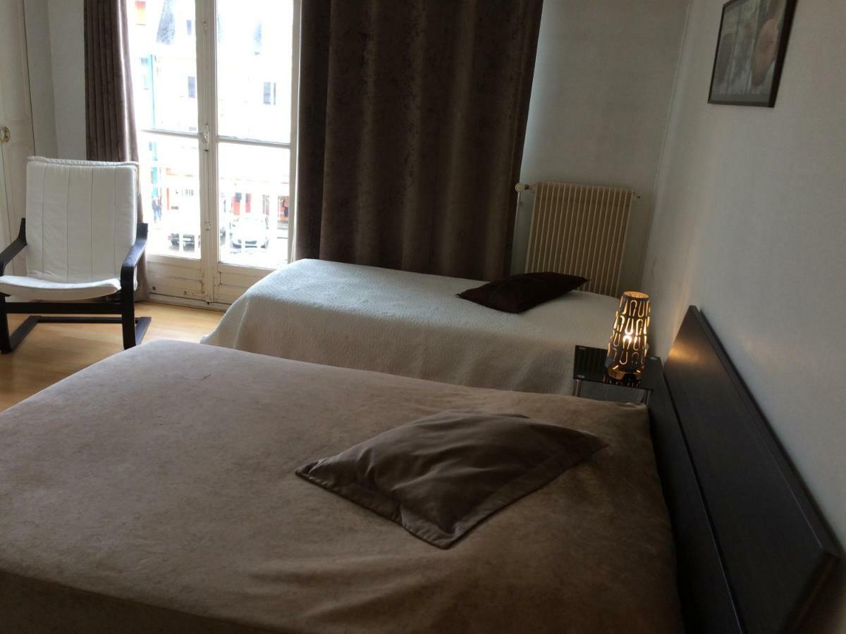 Hotel De La Poste 생발레리앙코 외부 사진