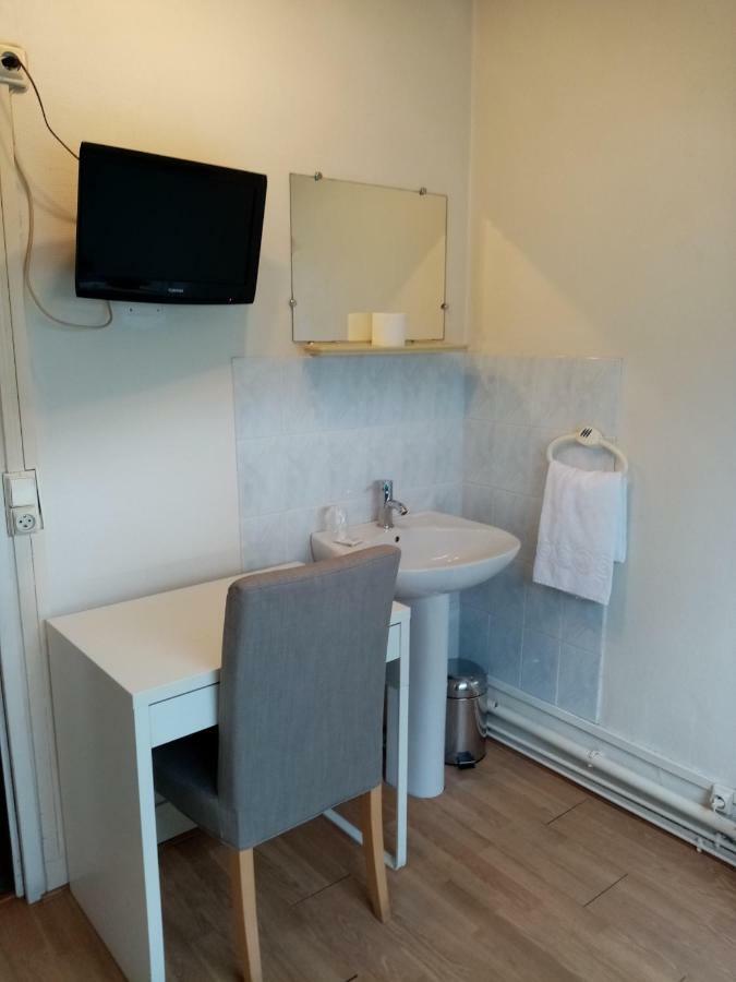 Hotel De La Poste 생발레리앙코 외부 사진